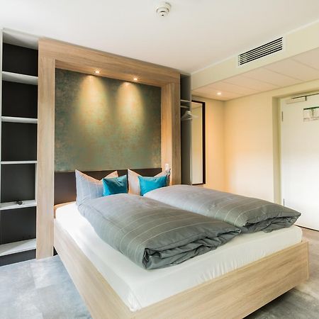 אמדן Hotel Dh -Deutsches Haus- מראה חיצוני תמונה