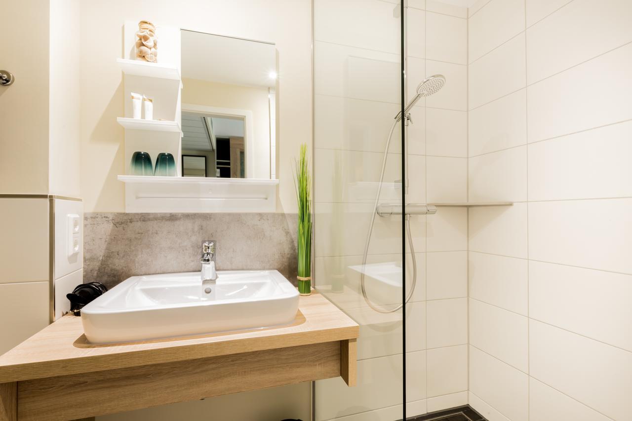 אמדן Hotel Dh -Deutsches Haus- מראה חיצוני תמונה